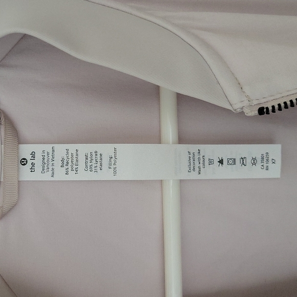Lululemon Jacket (the lab) - Picture 5 of 6